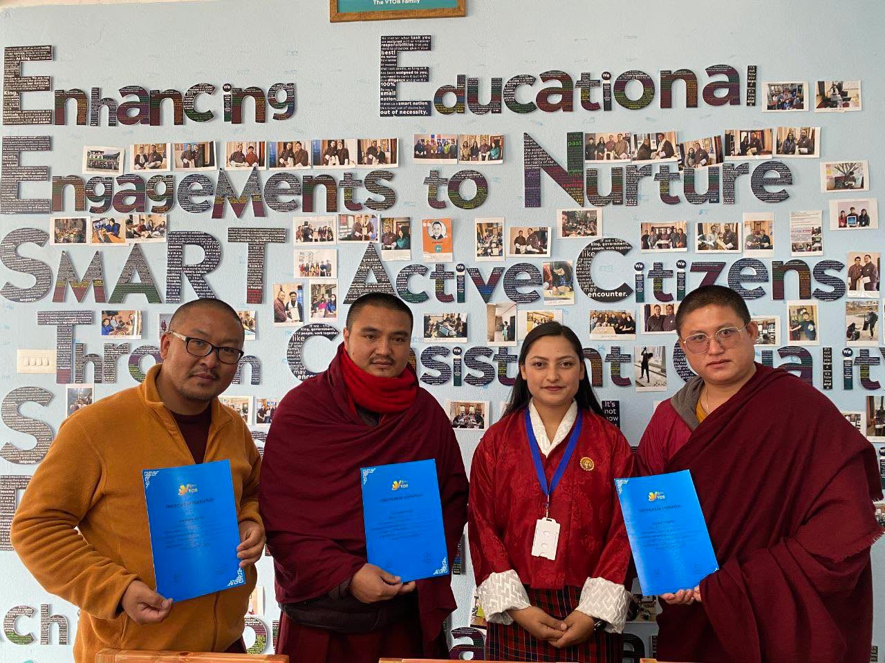 ཟླ་ངོ་༤ གི་ ཨིང་སྐད་གནས་ཚད་བར་མའི་སློབ་སྦྱོང་འདི་ མཐར་འཁྱོལ་ཅན་ཅིག་སྦེ་ མཇུག་བསྡུ་ཡོདཔ་ཨིན།
