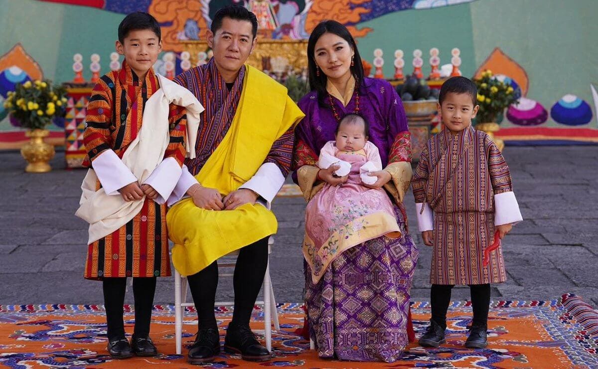 On the joyous occasion of the 44th Birth Anniversary of our Druk Gyalpo, His Majesty The King Jigme Khesar Namgyel Wangchuck, VTOB Foundation  joins the nation in celebrating the Birth Anniversary, offering heartfelt felicitation and prayers for longevity of His Majesty with continued reign of peace and happiness in the Kingdom.
