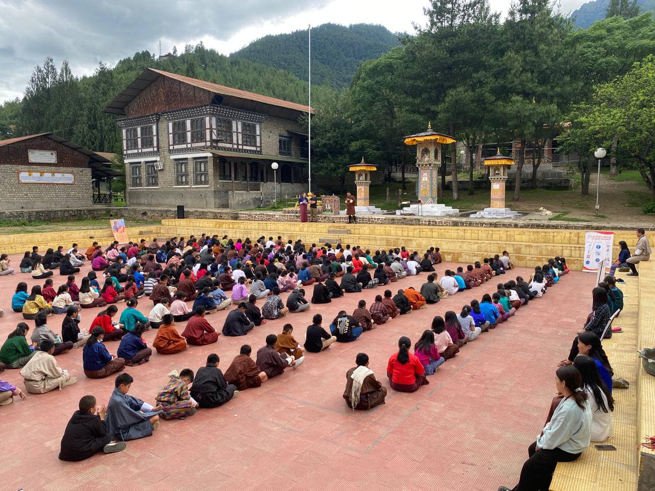 🗓️ DAY 9 | VESD CAMP VOL. II | DRUGYEL, PARO ✨
Almost the last day and we are already seeing mixed emotions. We are into the last day of the programs. All programs have wrapped up and we are ready for the Closing Ceremony. The day was made special with an exciting program by WFP, MoESD and some Teachers of Thimphu and Chhukha. To encourage young Bhutanese to eat healthier, MoESD, in collaboration with WFP and MoH, has developed a new campaign. The “Eat Kheta Be Seta” campaign will teach young students five healthy eating habits. The campaign is backed by extensive research of Bhutanese eating habits. Students of VESD tested out the Emo Demo games. These games engage all senses to teach students crucial lessons. Thank you for enriching our participants.
The day also saw the MPH Group have their STEM Facility visit to National Seed Centre.
#vesdcamp2023